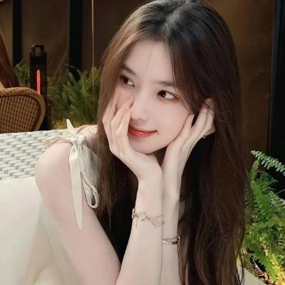 只能爱一个 海报